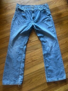 Vintage Levi’s 515 Bootcut Jeans Mid Rise Stretch Blue Denim Women 16 Medium